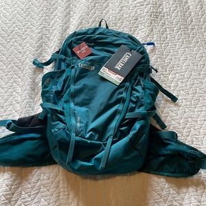 Camelbak Helena 20 NWT